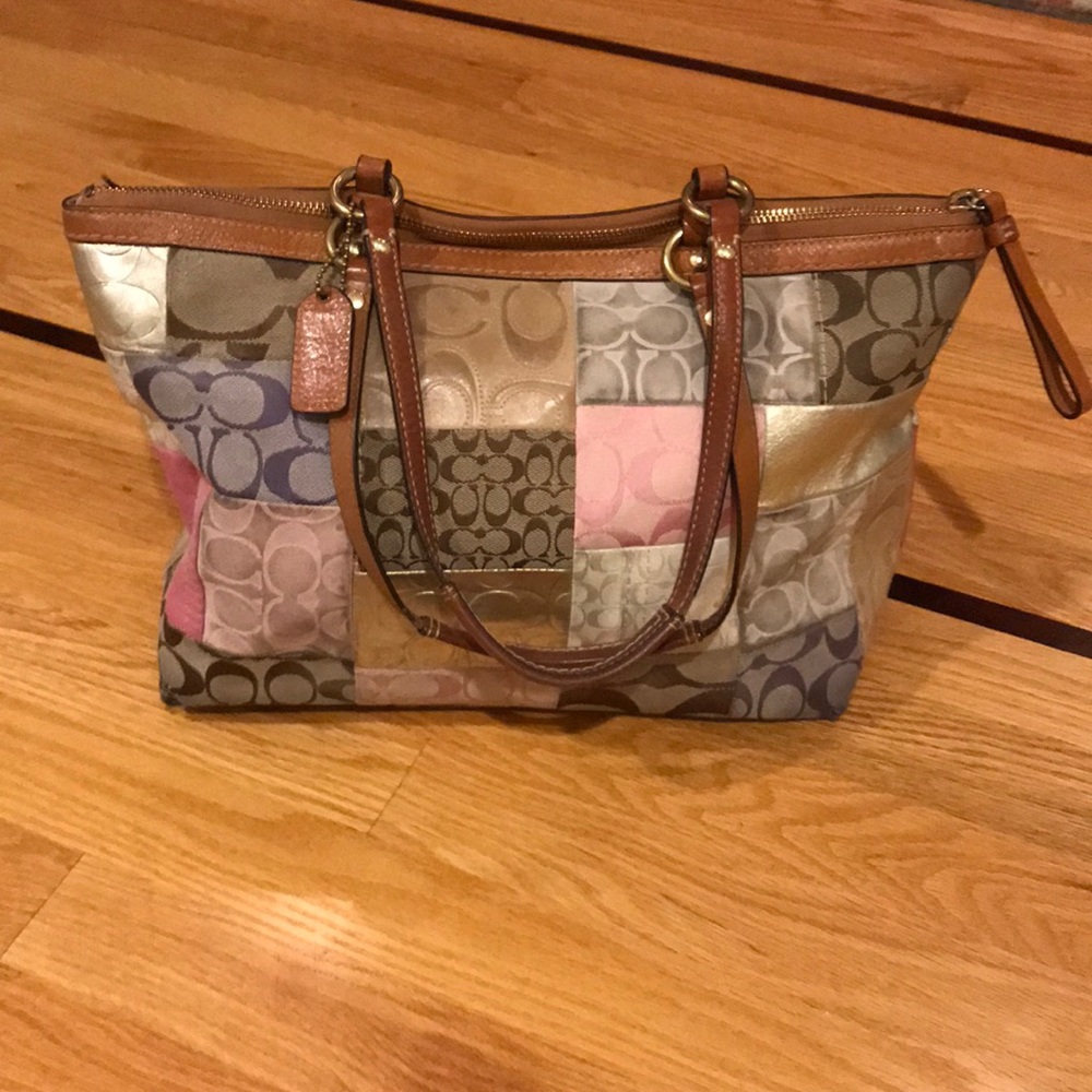 Classic Coach Signature C Tote Purse